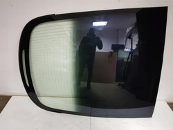 Tesla модель 3 стекло зад задняя фото №1