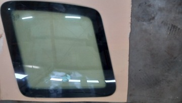 Скло кузовна права land rover 2.0d 00r фото №1