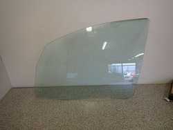 Mitsubishi colt cz 5d 04-08 скло передня ліва фото №1