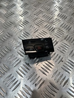 Перемикач світла аварійних vw golf viii 19- 5h0925200r фото №1