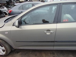 Двері ліві перед передні kia ceed i hb a3 фото №1