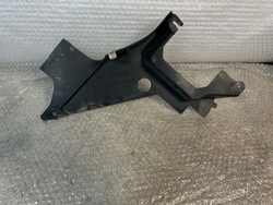 Bmw i4 ліва захист шасі зад фото №1