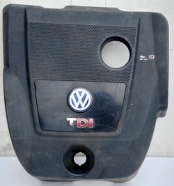 Кришка захист двигуна 038103925aj vw golf iv 1.9 фото №1