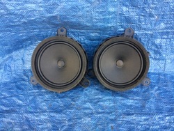 Toyota camry viii xv70 динамик задних дверь 86160-30e00 фото №1