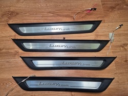 Планка порогова накладка декоративна хром led люкс line bmw 5 g30/g31 7405773 фото №1