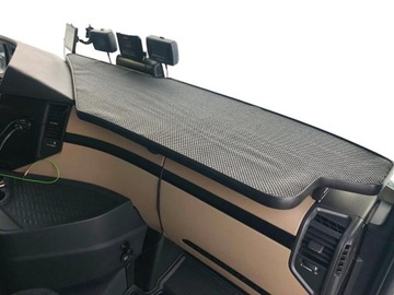 Велика полиця з килимок протипробуксовочна do mercedes actros, antos, arocs фото №1