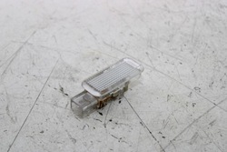 Audi a8 d3 лампа освещение кабины внутренняя фото №1