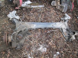 Вісь задня балка підвішування renault megane ii 2 фото №1