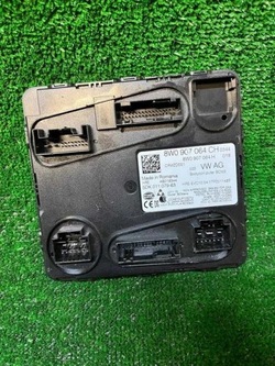 Audi a4 b9 модуль блок керування комфорту 8w0907064h фото №1