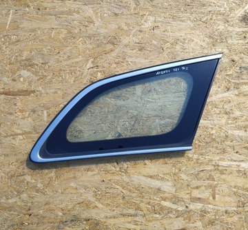 Toyta avensis t27 универсал стекло кузовная правые зад задняя хром фото №1