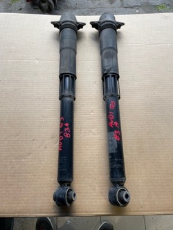 Audi q3 83a амортизатор зад левый правые 5qf513049cd фото №1