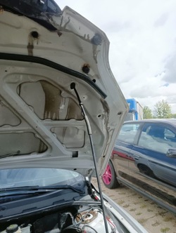 Mazda 3 bk i капот крышка двигателя решётка решётка радиатора 2005год серебряная фото №1