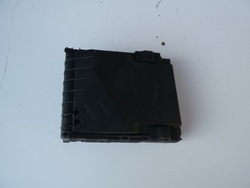 Крышка коробка предохранителей 1k0937132f vw skoda фото №1