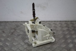 Механізм зміни коробки передач домкрат peugeot rcz рестайлінг фото №1