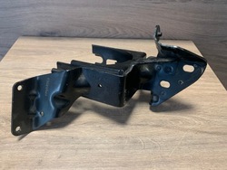 Кронштейн тримач насоса abs audi a8 d3 4e0614119ac фото №1