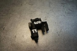 Клапан вакуум egr vw transporter t5 caravelle 1.9 tdi axb 1j0906283c фото №1