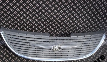 Chrysler grand voyager 01-07 решітка радіатора решітка фото №1