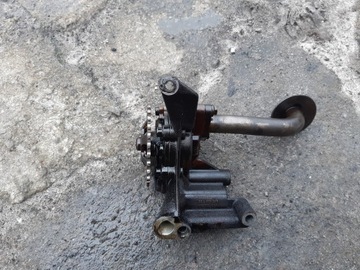 Насос масла 06a115105 a3 8p leon ii octavia altea golf v 1.6 8v оригінал фото №1