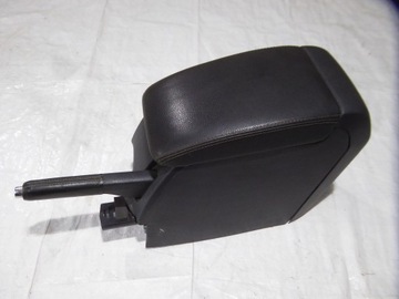 Підлокітник шкіра оригінальний vw scirocco 1k8 фото №1