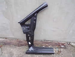 Поріг vw caddy 2k7 лівий переднє фото №1