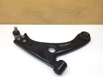 Volvo xc40 1.5 гібрид важіль правий фото №1