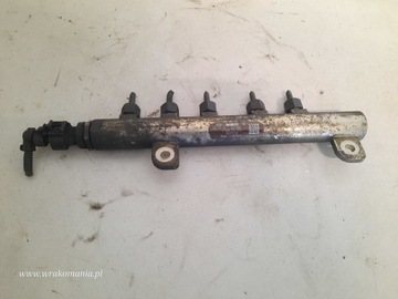 Opel vectra 1.9 cdti планка вприскувальний 55197370 z19dt фото №1