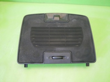 Решітка повітропровід засіб верх 1k0819153b vw golf v 03-09 фото №1