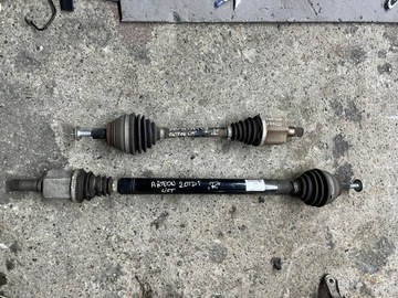 Passat b8 arteon 2.0 tdi автомат піввісь перед ліва фото №1