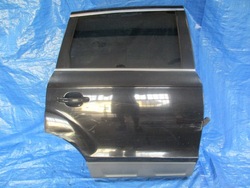 Двері праві зад задні audi q7 фото №1