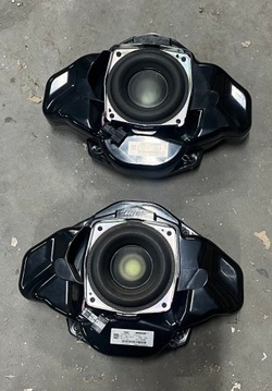 Audi a8 d4 динамик дверь перед bose фото №1