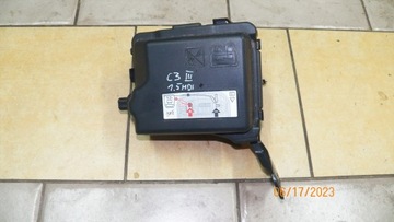 Коробка предохранителей citroen c3 iii 9671941780 фото №1