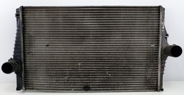 Радиаторов интеркулер volvo xc90 2.4 d5 30748808 фото №1
