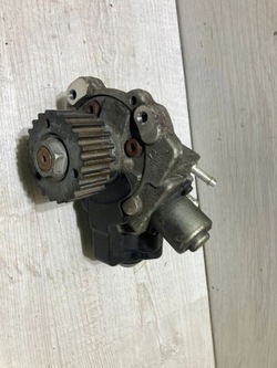 Skoda octavia mk3 iii 5e 2017 насос вприскувальний 1.6 tdi фото №1