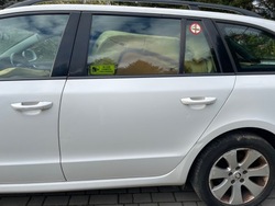 Двері лівий зад skoda superb ii універсал 08-15 lf9e фото №1