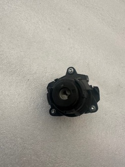 Модуль замок зажигания volkswagen оригинальный номер 5q1905865a.... фото №1