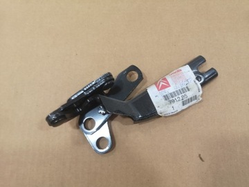 Петля капота левый оригинальный номер citroen c5 i 2001- 791338 фото №1