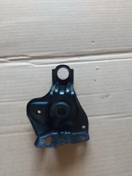 Крепление держатель кронштейн volvo c30 c-30 фото №1