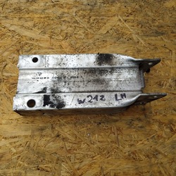 Зона зминання mercedes e-klasa w212 лівий перед фото №1