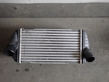 Интеркулер tucson iii sportage iv 15- 28270-2b743 фото №1