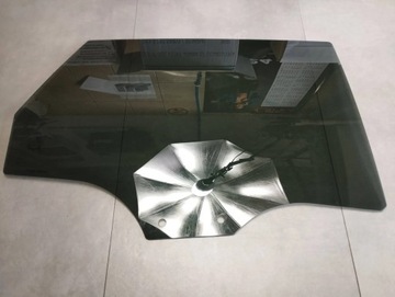 Audi s3 a3 8y 2023 sportback скло права зад двері 8y4845206a фото №1