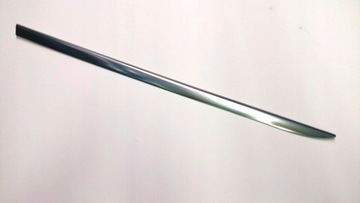 Volvo xc60 планка хром скла задньої лівий оригінальний номер 3135 фото №1