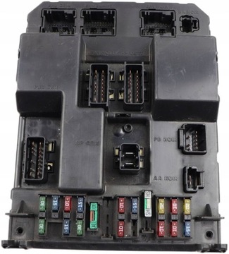 Citroen peugeot модуль блок керування коробка bsi j04 9651197680 9651196980 фото №1