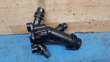 Корпус термостата volvo v60 s60 2.4 d5 31293556 фото №1