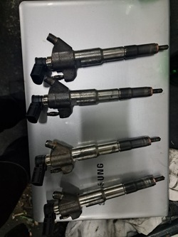 Форсунки 166009567r master фото №1