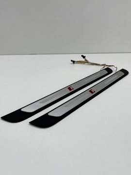 Audi rs3 8y планки накладки порогові комплект led 8y0947417b фото №1