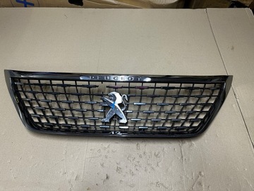 Решітка решітка радіатора хром peugeot 3008 5008 ii 9815336077 фото №1