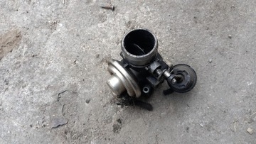 Дроссельная заслонка volkswagen golf iv 99r 1.9d фото №1