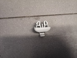 Тримач гачок соняшника audi a6 c5 4b0857562 фото №1