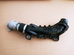 Mazda 6 2014r 2.2d труба шланг интеркулер pa66gf35 фото №1