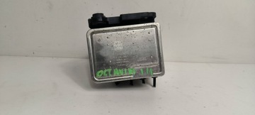 Насос гальмівна abs vw golf vii octavia iii 5q0614517cf фото №1